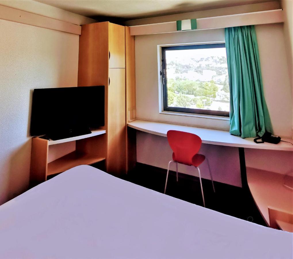 Hotel Ibis Leiria Fatima Екстер'єр фото