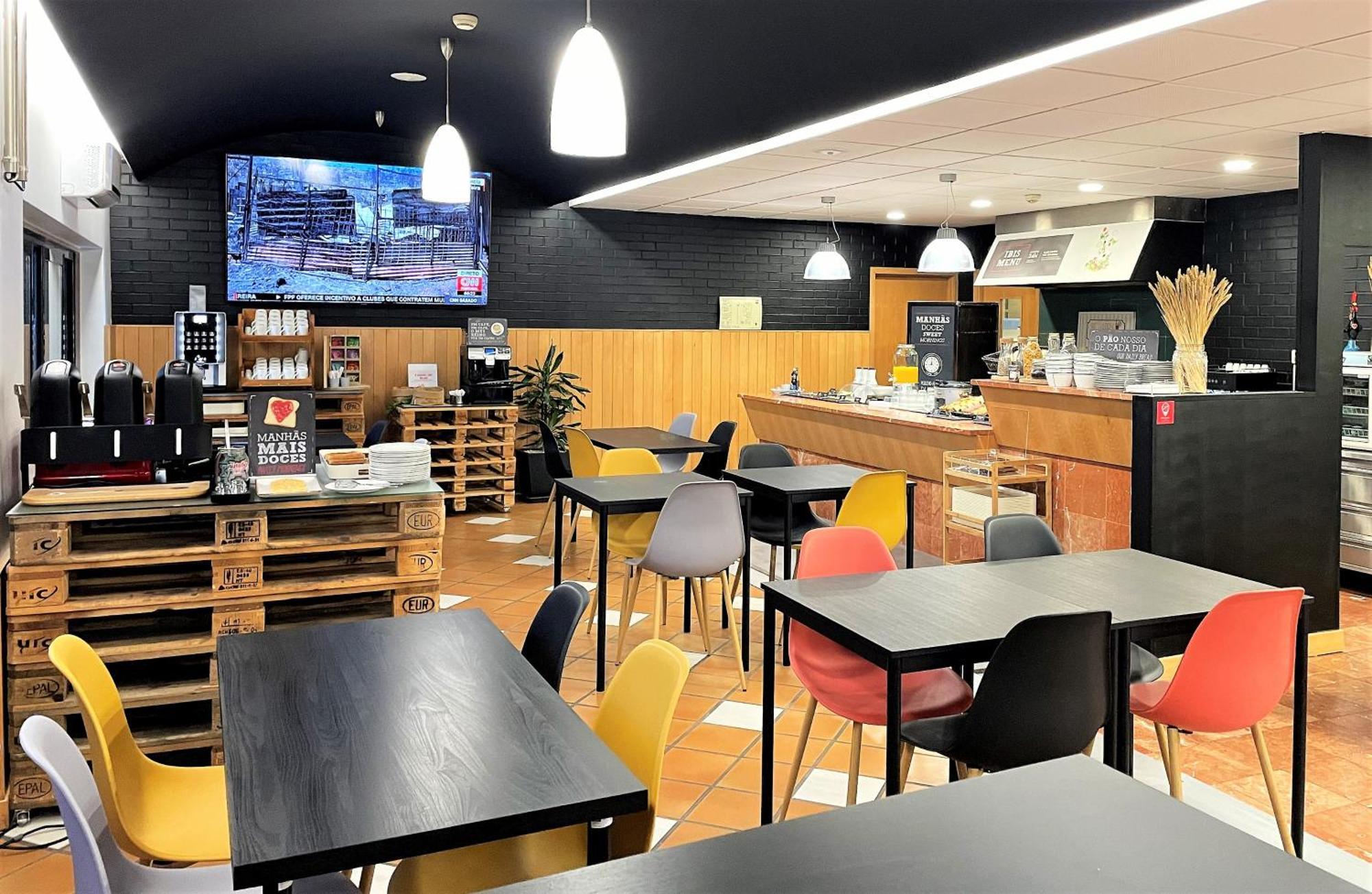 Hotel Ibis Leiria Fatima Екстер'єр фото